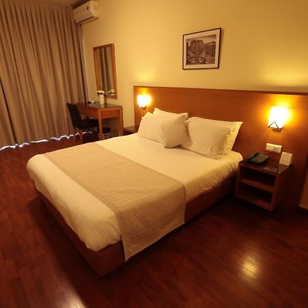 Monteverde Hotel Beit Mery Екстер'єр фото
