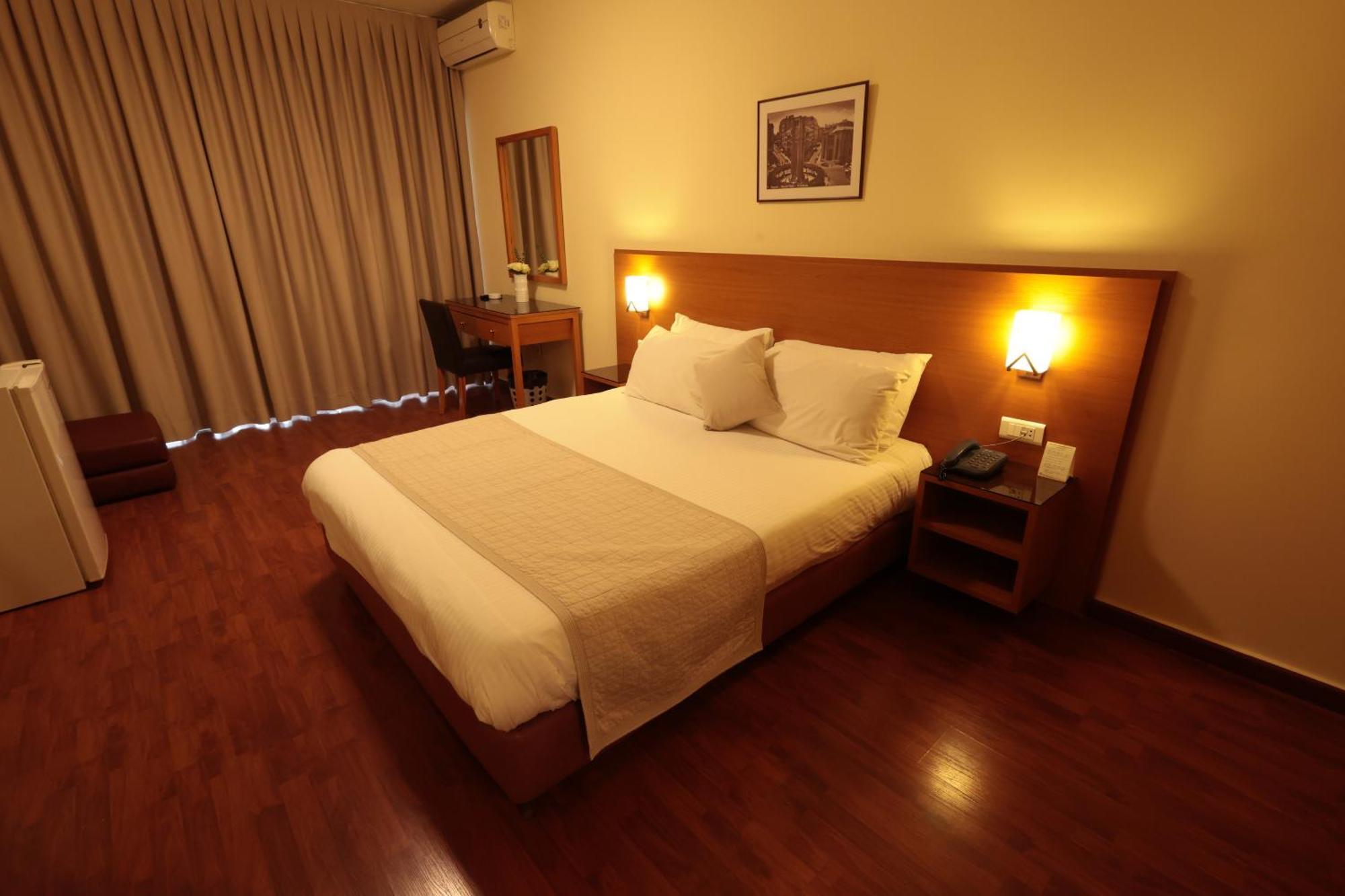 Monteverde Hotel Beit Mery Екстер'єр фото