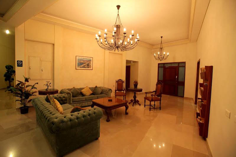 Monteverde Hotel Beit Mery Екстер'єр фото